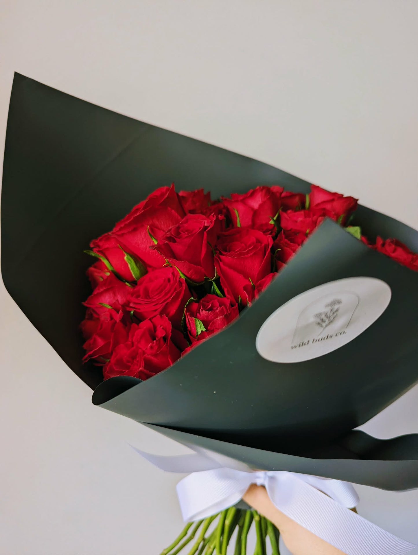 En Masse Roses - Pre Order Only